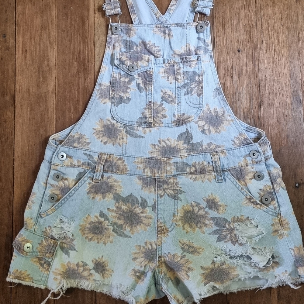 Summer overal shorts